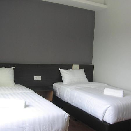 707 Hotel  Malacca Buitenkant foto