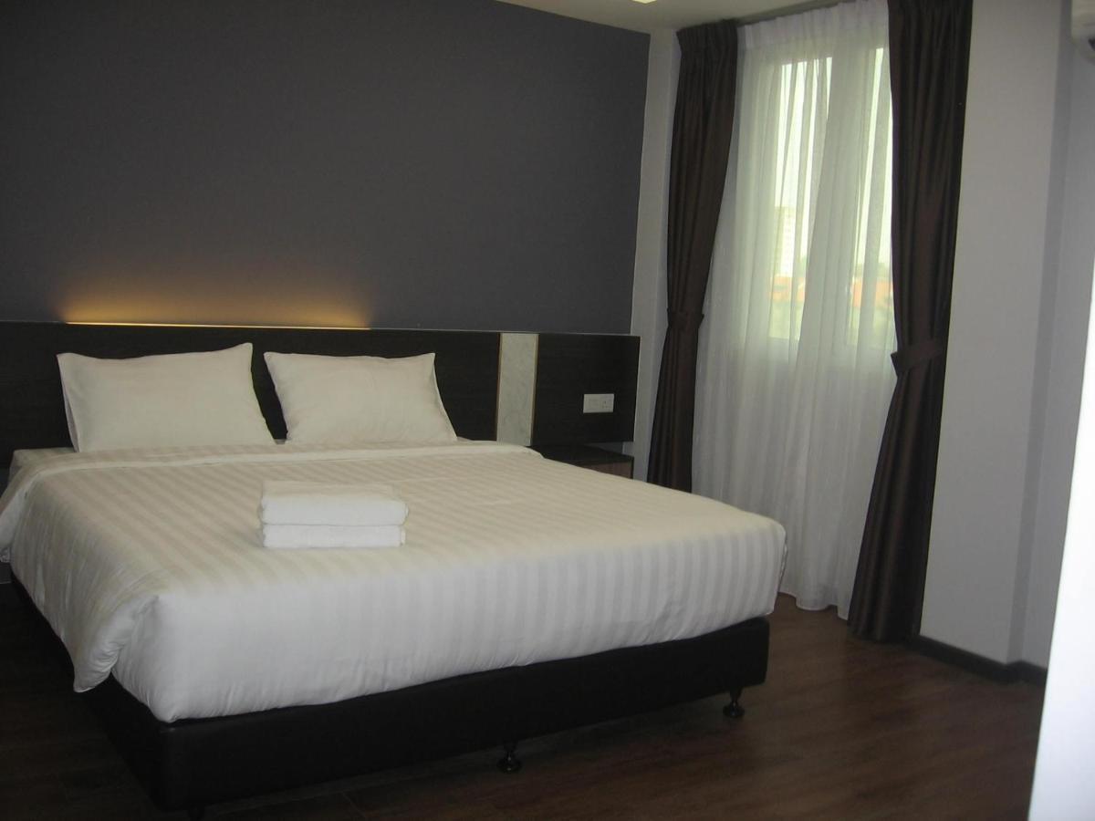 707 Hotel  Malacca Buitenkant foto