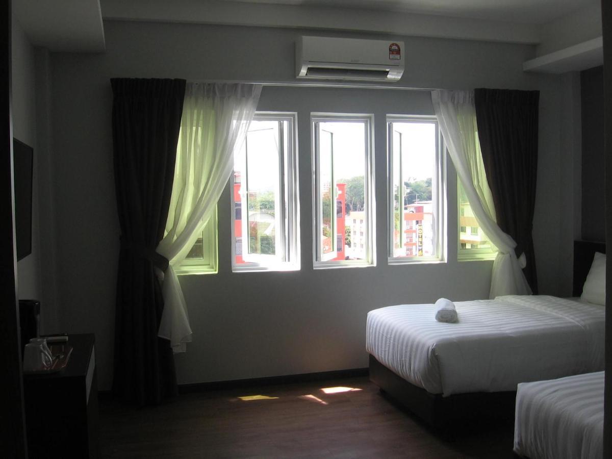 707 Hotel  Malacca Buitenkant foto